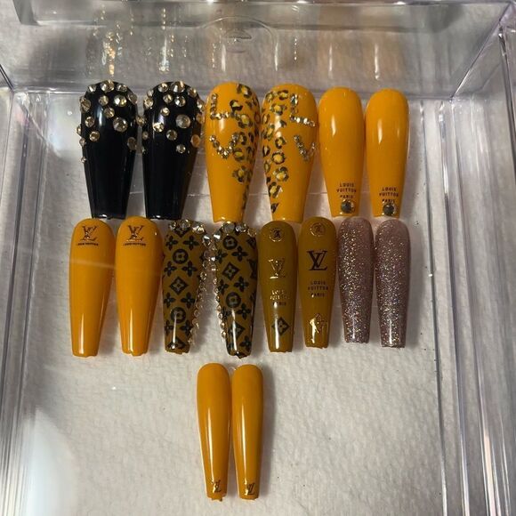 Fall press-on nails- classy and stylish- full set - Picture 5 of 11